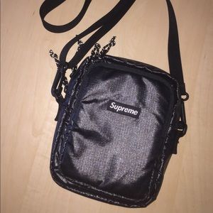Authentic Supreme Sidebag FW17